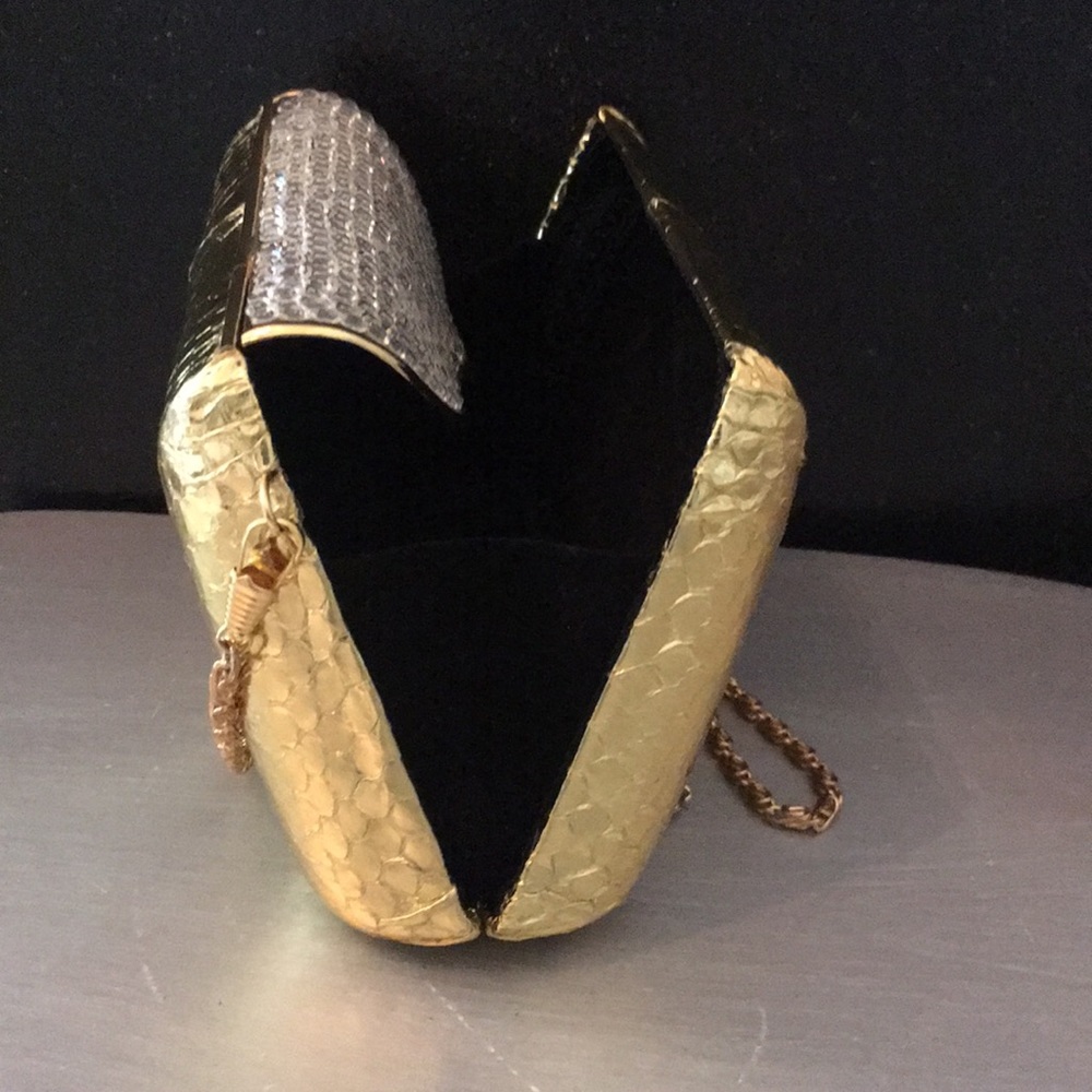 Gold Rhinestone Chain Crossbody Bag - Picture 6 of 8